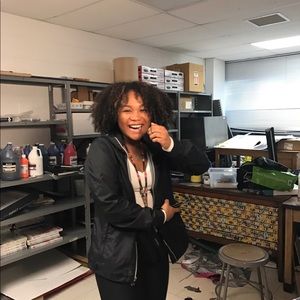 Meet your Posher, Janelle